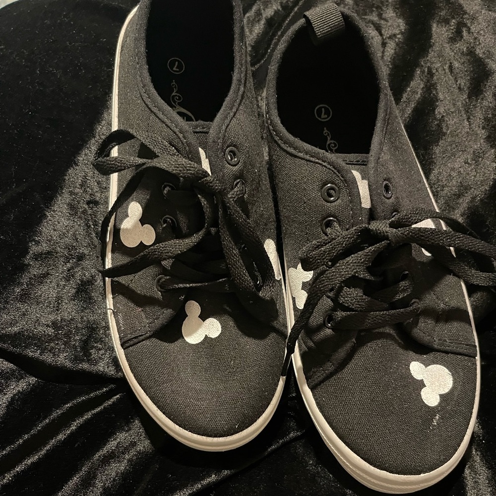 NWOT Size 7 Soul Mates Black Mickey Mouse Sneakers. No Box